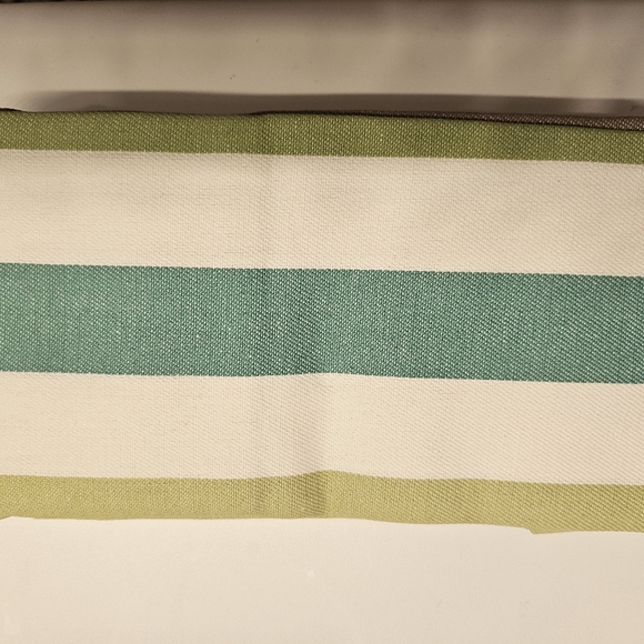 PILLOW SHAMS STANDARD SIZE - Picture 4 of 4